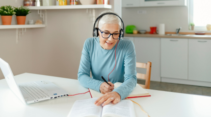 Online Education for Seniors: How Technology is Revolutionizing Learning in Later Life